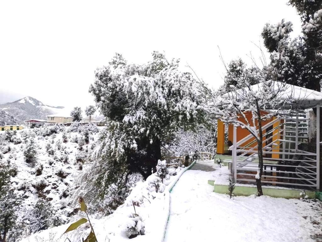 Drona Hills Resorts Kanatal Exterior photo