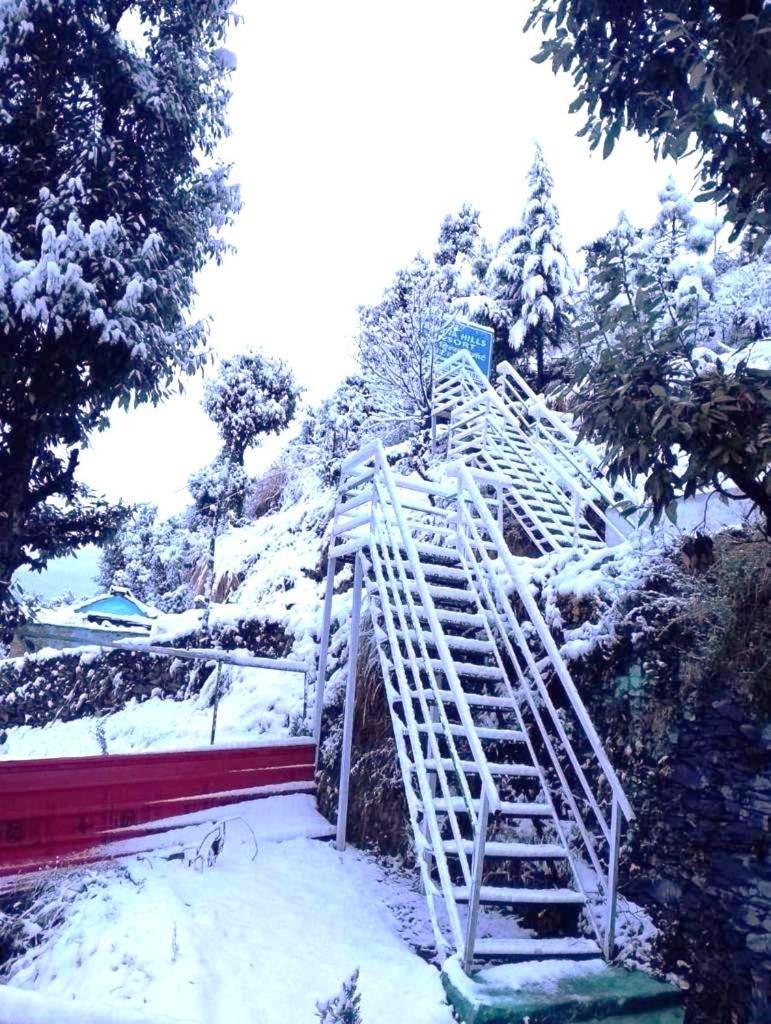 Drona Hills Resorts Kanatal Exterior photo